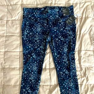 NWT GapFit GFast Leggings